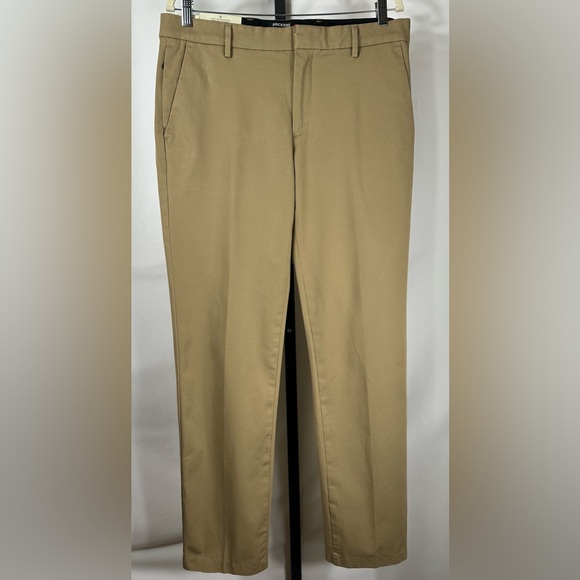 Dockers Other - NWT Dockers Men's City Tech Trouser Straight Fit Smart 360 Tech Pants 34x34